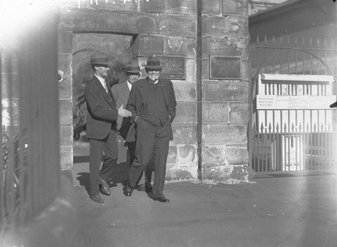 Rev Canon Book and two friends leaving court entrance of ClerkofthePeace and MasterinLunacy during an action for slander Macquarie Street Justices Browne Cantor and Wynne, 1930s