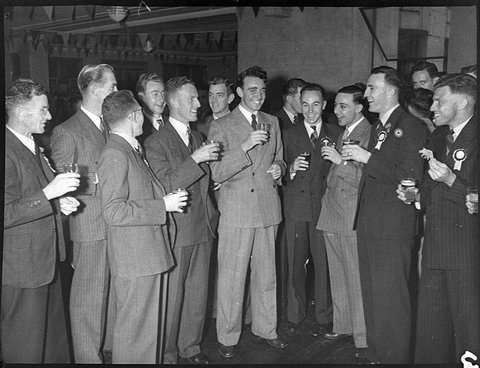 Rural Bank welcome home party, 1946
