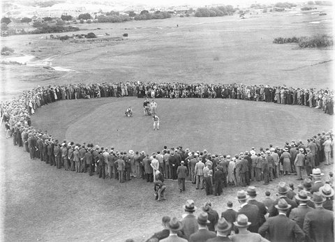 Ryan and Sarazen at the 18th at Rose Bay, 1934