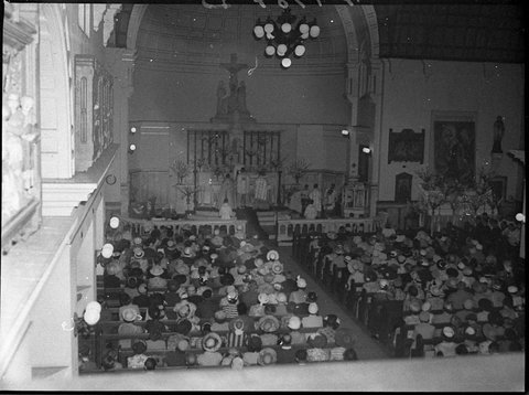 Sacred Heart mass, 1955