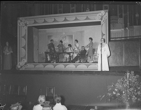 Salvation Army pageant at Town Hall, 1944