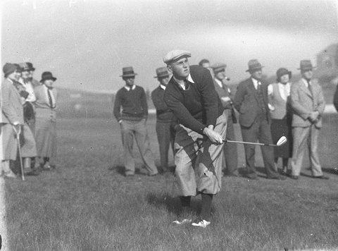 Sam Snead on fairway New South Wales golf championship at Kensington, 1934