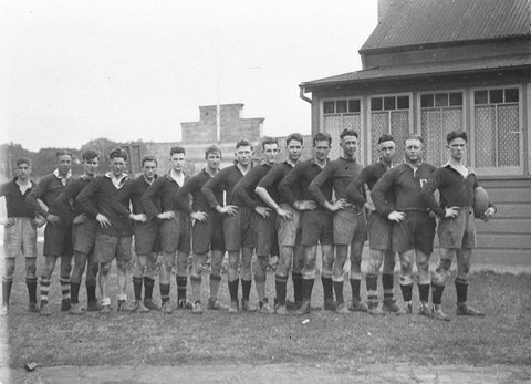 Schoolboy Rugby Union team West Maitland High v Sydney Tech, 1934