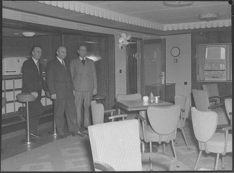 Ship Ouwerkerk, 1954