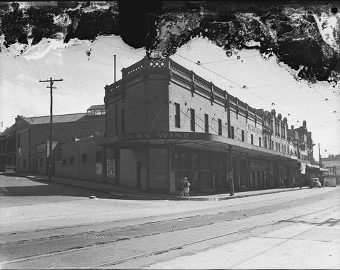 Shop at Balmain, 1943