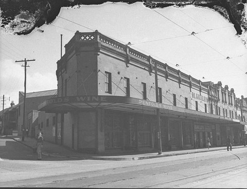Shop at Balmain, 1943