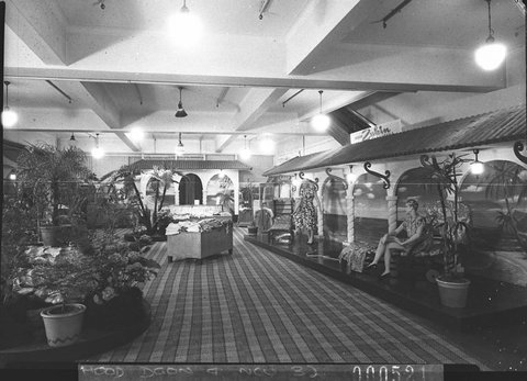 Snows Hollywood shops and showrooms, 1946