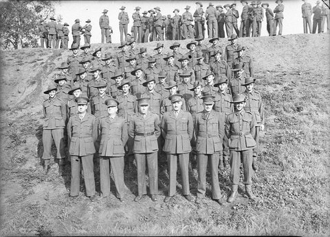 Soldiers Liverpool group, 1942