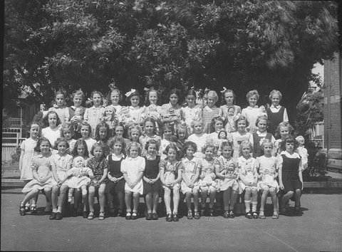 St Catherines School Waverley girls, 1944