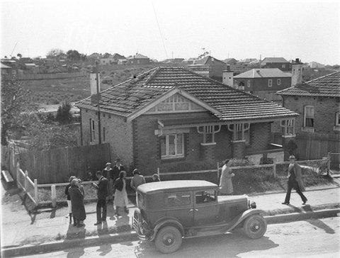Storm damage to houses, 1933–34