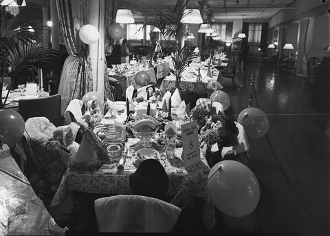 Table setting exhibition, 1941