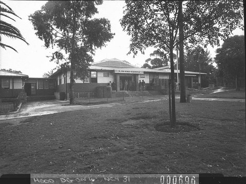 The Sir John Monash Recreation Hut for servicemen on leave taken for Australian Comforts Fund, 1944