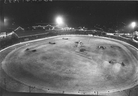 The whole of the Ring illuminated Taken from the tower, 1930s