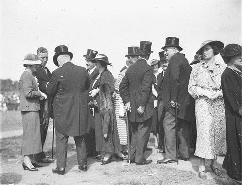 The young Robert Gordon Menzies second from left, 1934