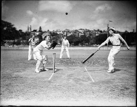 Theatrical cricket match, 1935