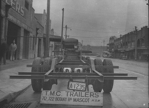 Truck, 1945