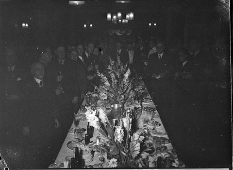 Welcome home to Mr Rydge at Ushers taken for Union Theatres, 1945