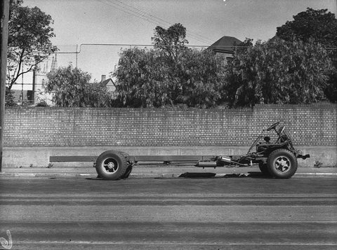 White bus chassis, 1946