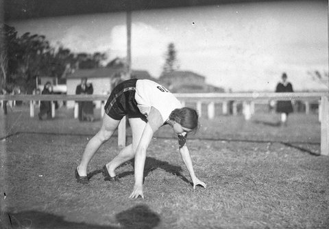 Woman runner starting at Eight Hour Day sports, 1934