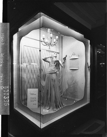 Womens formal gowns, 1941