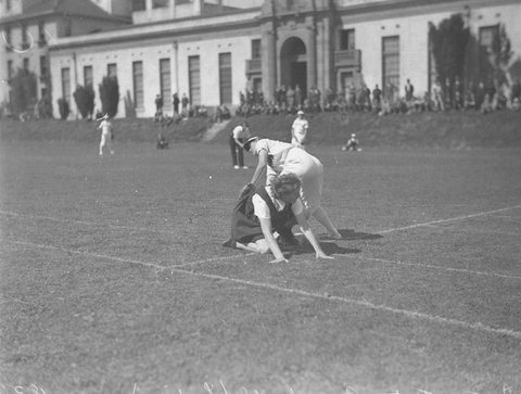 Womens interstate baseball University Hockey Field, c. 1932