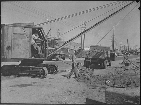 Work on a new wharf, 1954