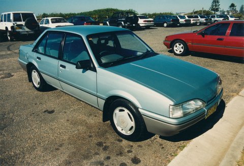 Holden Camira JE SLE, 1995