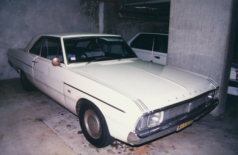 Chrysler Valiant VG Hardtop, 1993