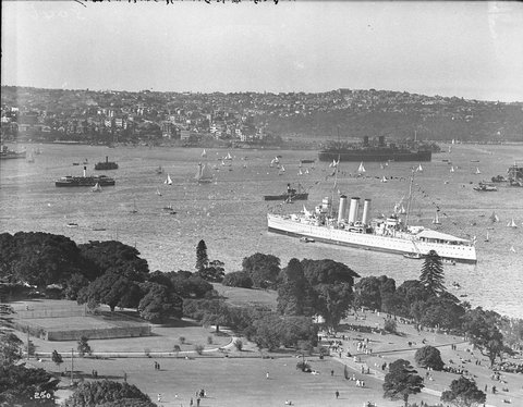 Sydney Harbour, 19 March 1932, by Hall and Co