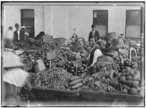 Sydney markets, c. 1911 by Rex Hazlewood