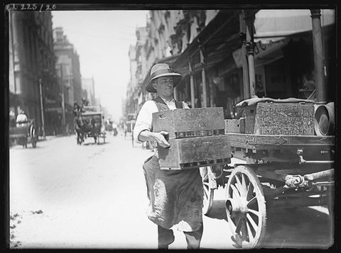 Streetscenes, from Frederick Danvers Power - photonegatives, 1898 - 1926, 1898–1926