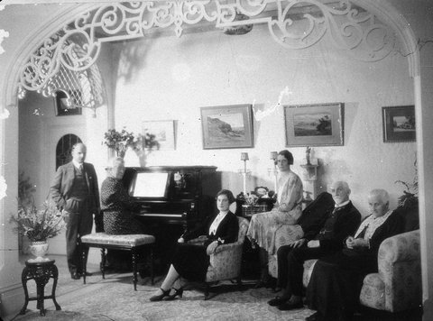 Listening to the piano - Canterbury, VIC, 1931