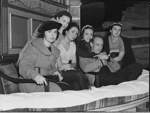Russian Ballet rehearsal at Theatre Royal (taken for J.C. Williamson Ltd), Sydney, 4 June 1937 - photographer Sam Hood