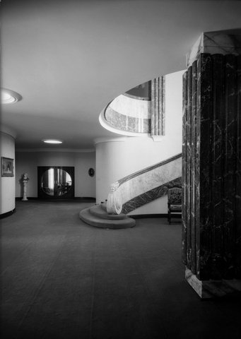 Staircase, entrance foyer and bathroom of Mr T.A. Field, Turramurra, Sydney, 193- - photographer Sam Hood, 1935
