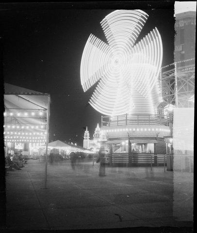 Luna Park, Sydney, lighted windmill, 1948 - photographed by Brian Bird