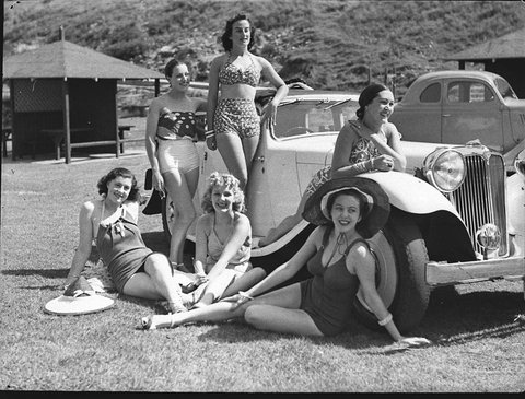 "The Women" Co. girls on Tamarama beach, 2 February 1939 - photographer Sam Hood