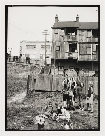 Children in Hills Reserve (Frog Hollow),Surry Hills, 1949 by Ted Hood