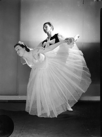 Rachel Cameron and Henry Legerton in the Kirsova Ballet Les Sylphides, Max Dupain Studio, Sydney, between 1941-1944 - photographer Max Dupain, 1941–44