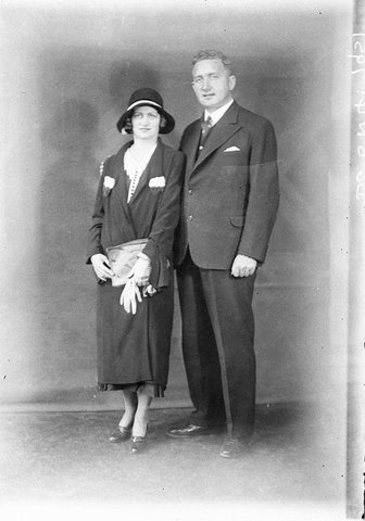 Full length studio picture of couple, c. 1930, by Sam Hood