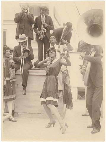 The Colored Idea Band of Sonny Clay arrives in Sydney, 1928 - Sam Hood