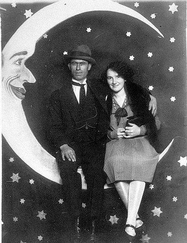 Margaret Ballardini and Fred Watson, Luna Park, St Kilda, Victoria, ca. 1927 - photographed by M D True, Electric Studio, c. 1927