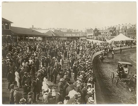 Grand parade, Royal Easter Show, Sydney, ca. 1910-1920 - Sam Hood, 1910–20