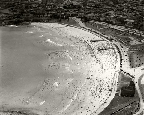 Bondi Beach looking South c.1937, c. 1937