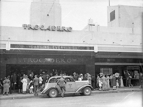 Hood 30090h edited, 1936