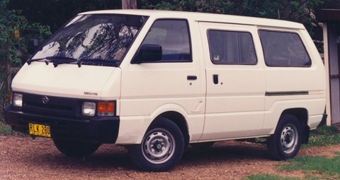1990 Nissan Vanette (ERC22) Window van (cropped)