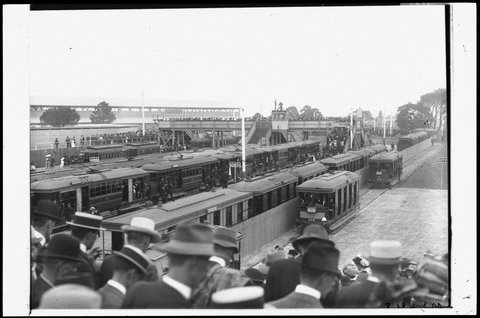Crossing the overhead bridge to trams at platform below, Randwick, ca. 1914 - unknown photographer, c. 1914