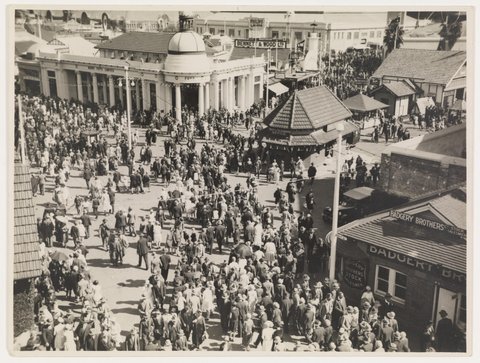 Views of the Showground, pavilions and crowds, c. 1930s, by Sam Hood