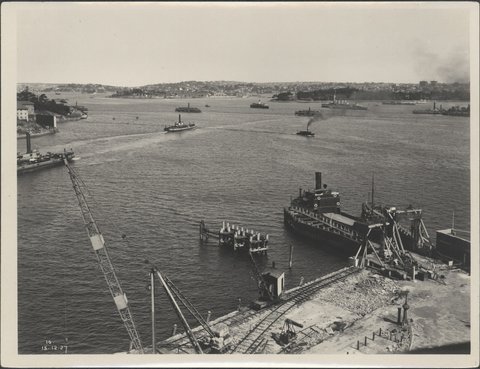 Ferries and boat during the construction of Sydney Harbour Bridge, 1927