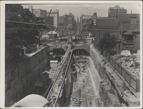 Construction of railway tunnels for the Sydney Harbour Bridge, 1928