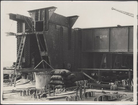 Steel work used on Harbour Bridge, 1932